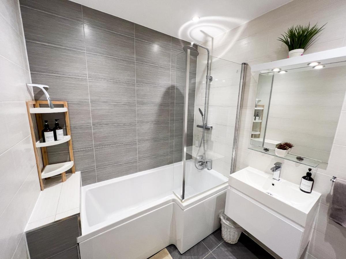 Appartement Stylish 2 Bed Near Watford Hospital & Watford Fc - Professionals & Contractors Welcome *